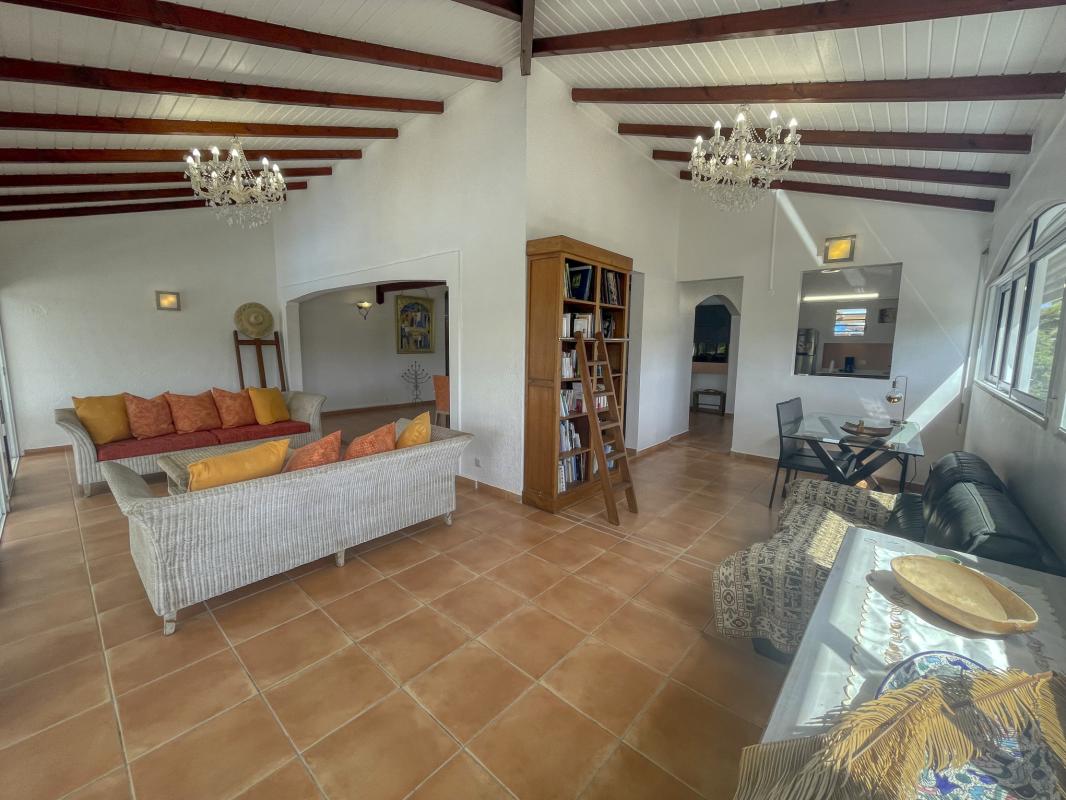 15.Location villa piscine sainte anne guadeloupe_Séjour